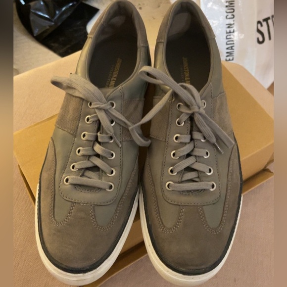 Grey Johnston & Murphy Sneakers - Picture 2 of 4